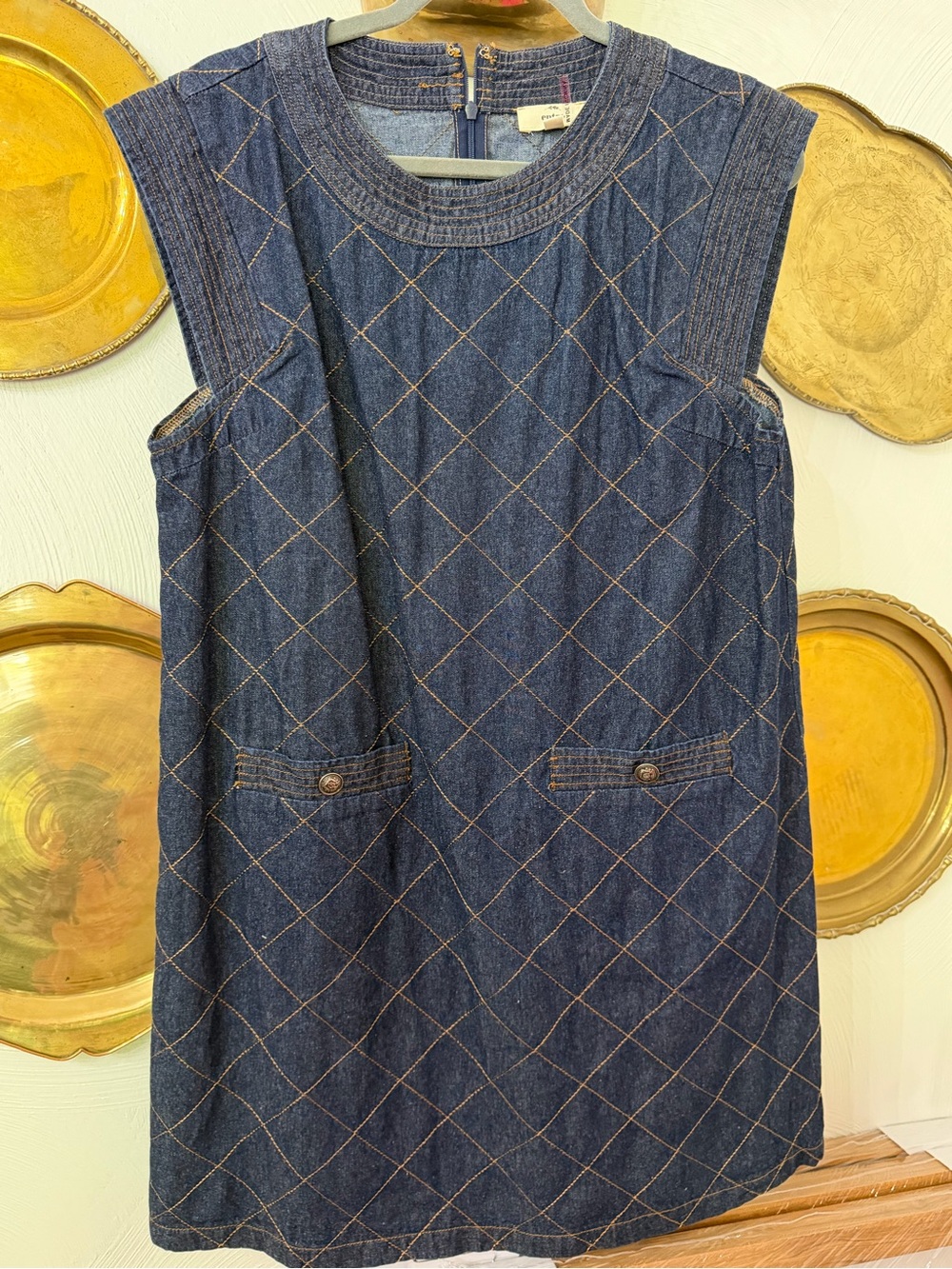 NWOT entro Navy Quilted Sleeveless Shift Dress - Picture 2 of 4